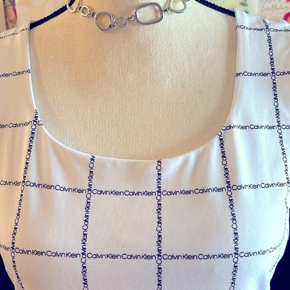 Calvin Klein monogrammed tank top in white with black Calvin Klein letters - Picture 4 of 12